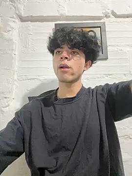 Axel-Mejia online show from June 16, 2:36 am