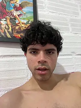 Snapshot of Axel-Mejia chatting on October 16, 7:55 pm Axel-Mejia online show from October 16, 7:55 pm