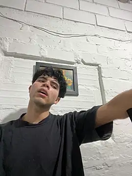 Axel-Mejia online show from June 29, 12:06 am