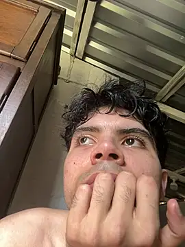Axel-Mejia online show from June 24, 7:39 pm