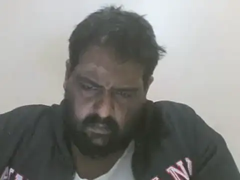 Snapshot of elpoop7305 chatting on October 26, 12:23 am elpoop7305 online show from October 26, 12:23 am