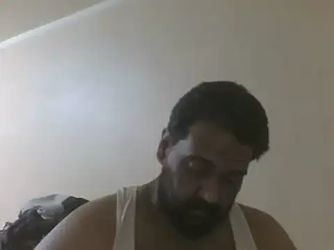 elpoop7305 online show from May 1, 9:28 pm