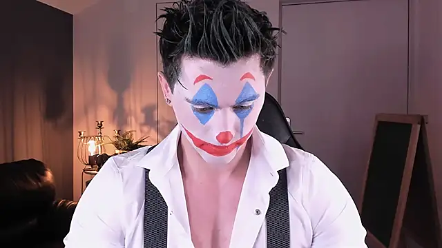 Snapshot of Oscar_Miller_ chatting on October 30, 10:33 pm Oscar Miller  online show from October 30, 10:33 pm