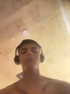 DOMINIC ZETA online show from November 11, 4:45 pm