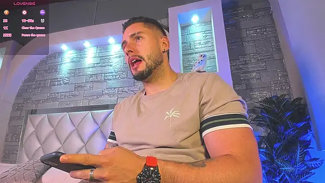 Snapshot of dominic_de_luca chatting on October 14, 3:35 am dominic de luca online show from October 14, 3:35 am