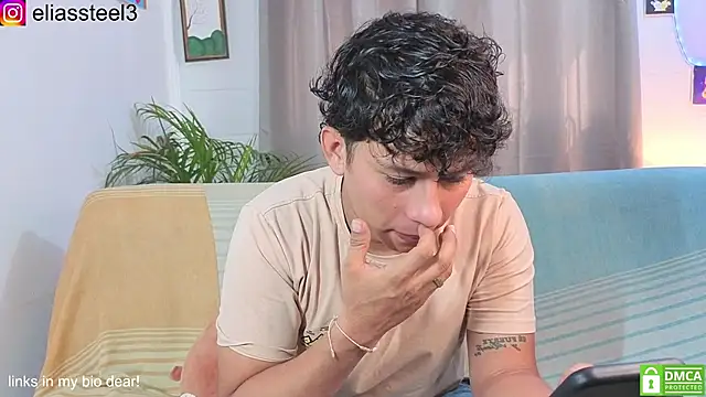 elias steel1 online show from April 16, 1:33 pm