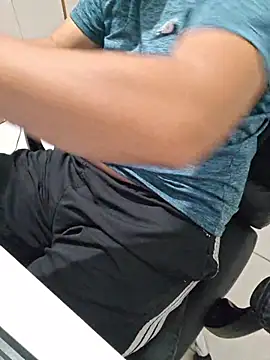 Carloskasado online show from December 16, 7:15 am