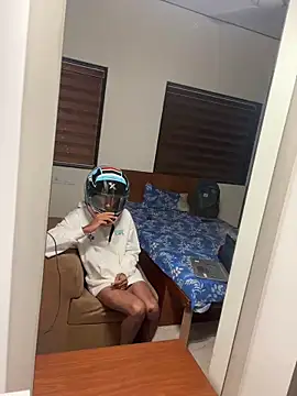 hiddenxdesire online show from November 2, 5:50 pm