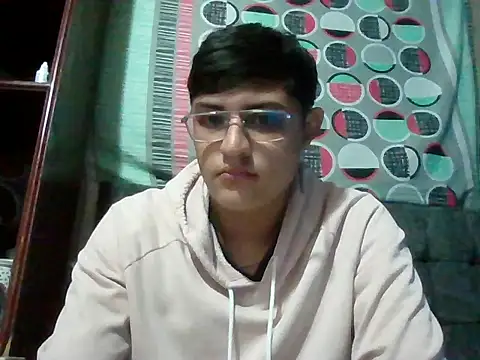 yesitwink  online show from November 12, 12:16 am