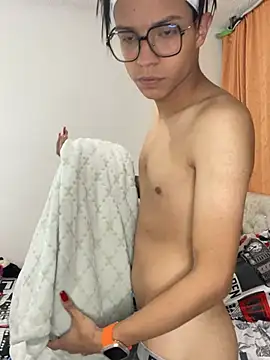 diegoand0911 online show from April 20, 9:17 pm