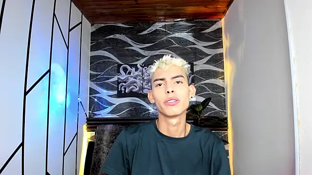 Room 69x online show from January 13, 3:11 am