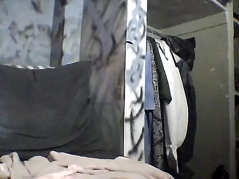 Snapshot of crisrummer chatting on September 25, 6:40 pm crisrummer online show from September 25, 6:40 pm