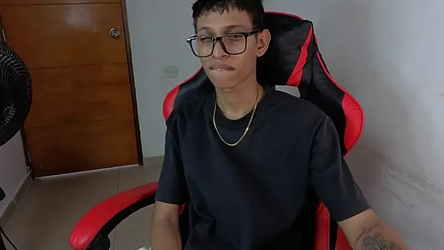 sung yol online show from April 4, 6:38 pm