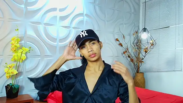 AlanCutee online show from June 25, 11:59 am