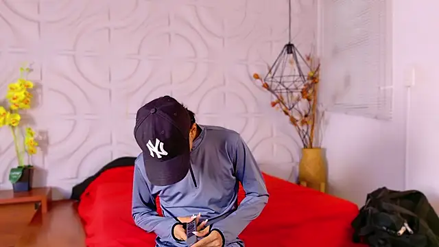 AlanCutee online show from June 30, 12:06 pm