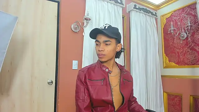 AlanCutee online show from June 24, 1:03 pm