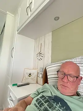 philefc online show from October 14, 10:00 am