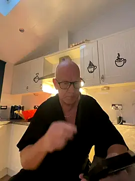 philefc online show from December 3, 3:51 pm