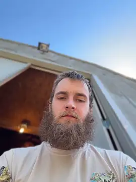 high3ndlowlife online show from April 12, 5:25 pm