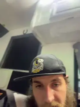 high3ndlowlife online show from May 6, 4:02 am