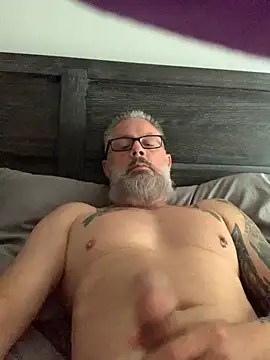 Dugboy1313 online show from June 28, 12:55 pm