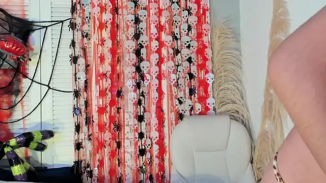 Snapshot of miilo_wolf chatting on October 14, 11:50 am miilo wolf online show from October 14, 11:50 am