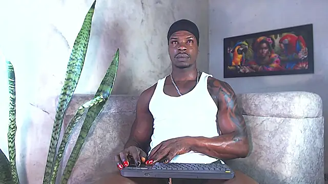 Snapshot of MrByronStallion chatting on October 11, 11:20 pm MrByronStallion online show from October 11, 11:20 pm
