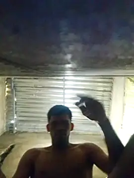 shessAz online show from April 4, 4:15 pm