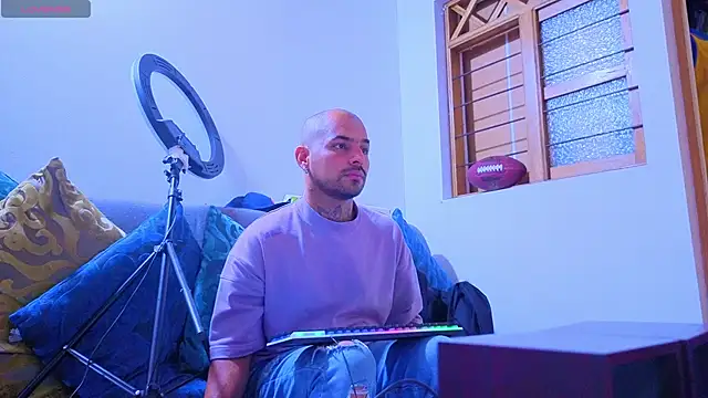 tomas smith1 online show from October 22, 12:24 am