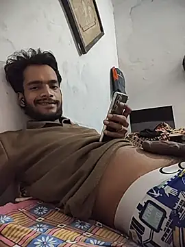 Snapshot of yashuuuu021 chatting on October 7, 6:12 pm yashuuuu021 online show from October 7, 6:12 pm