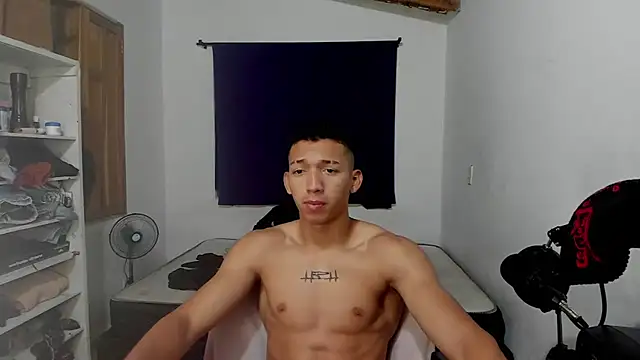 Snapshot of JuanchiT66 chatting on September 12, 6:24 am JuanchiT66 online show from September 12, 6:24 am