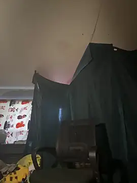 StoneyCam online show from October 6, 7:51 pm