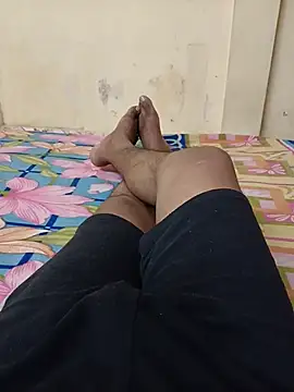 Tamilpayan09876 online show from June 19, 1:38 pm