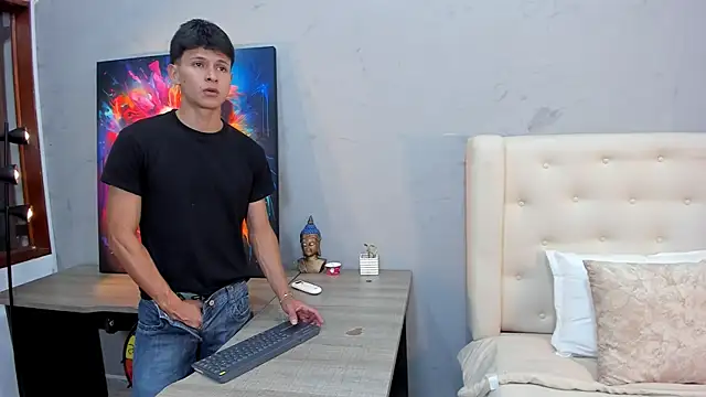 Snapshot of stephane_rouss chatting on October 14, 8:38 pm stephane rouss online show from October 14, 8:38 pm