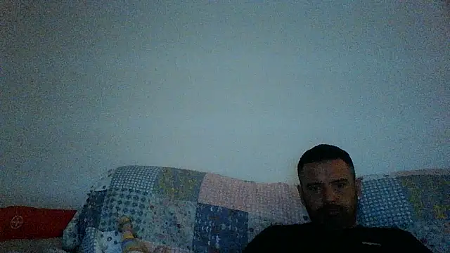 Snapshot of Feistysausage chatting on October 29, 9:29 pm Feistysausage online show from October 29, 9:29 pm