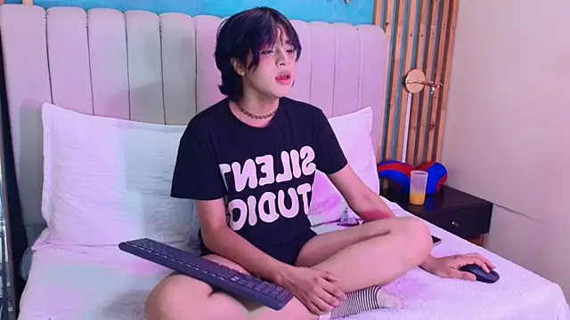 Dan Copers online show from April 27, 6:57 pm