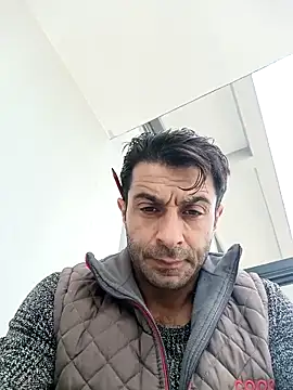 Snapshot of alex10alexx chatting on November 1, 8:51 am alex10alexx online show from November 1, 8:51 am