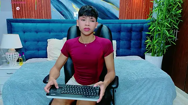 dilan 911 online show from May 13, 7:44 pm