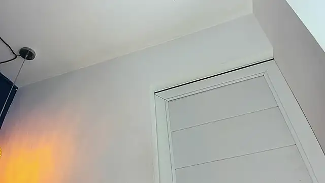 latinhotmuscle online show from April 5, 5:59 am