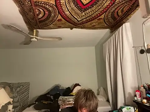 XanderOzzz online show from April 1, 9:33 am