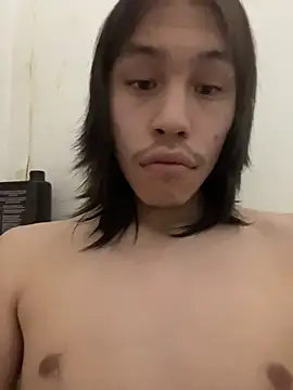 heytherepeoples717 online show from November 3, 11:06 pm