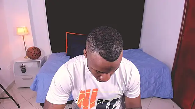 Snapshot of chrstian_lewis1 chatting on October 9, 11:04 am chrstian lewis1 online show from October 9, 11:04 am