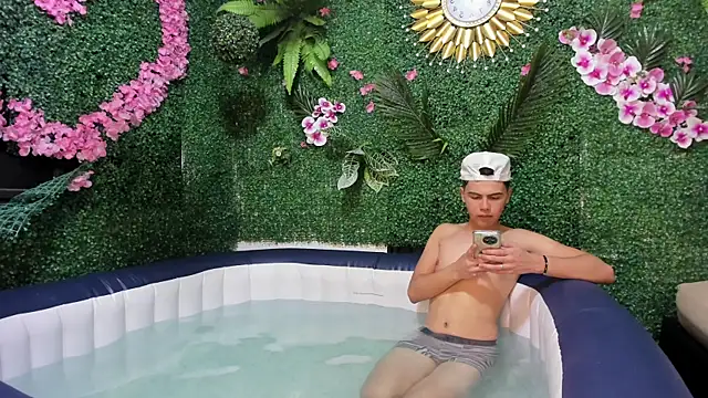 Snapshot of Felipe_Cold chatting on October 21, 3:09 am Felipe Cold online show from October 21, 3:09 am