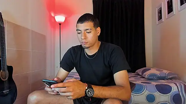 Snapshot of TeamPorn_19 chatting on October 18, 5:12 am TeamPorn 19 online show from October 18, 5:12 am