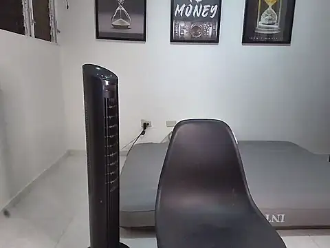 Dollarhot30 online show from October 16, 8:33 am