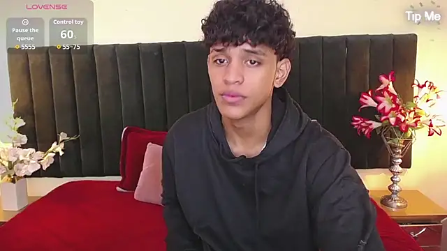 jhos padill online show from November 11, 1:27 pm