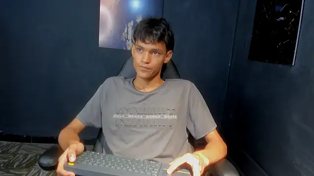 Snapshot of dave_beck chatting on September 18, 7:38 pm dave beck online show from September 18, 7:38 pm