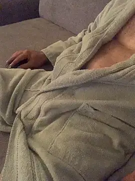 BurcuMertizmir online show from November 1, 10:14 pm