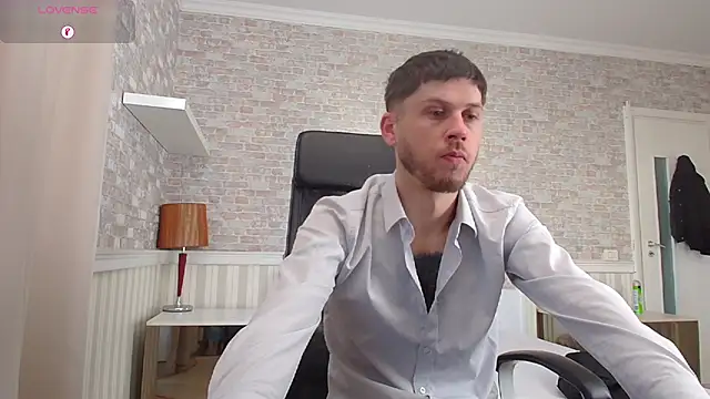 JonahShaw online show from April 27, 4:42 am