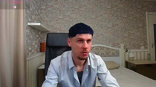 JonahShaw online show from May 11, 4:58 am